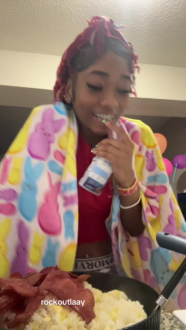 @rockoutlaay