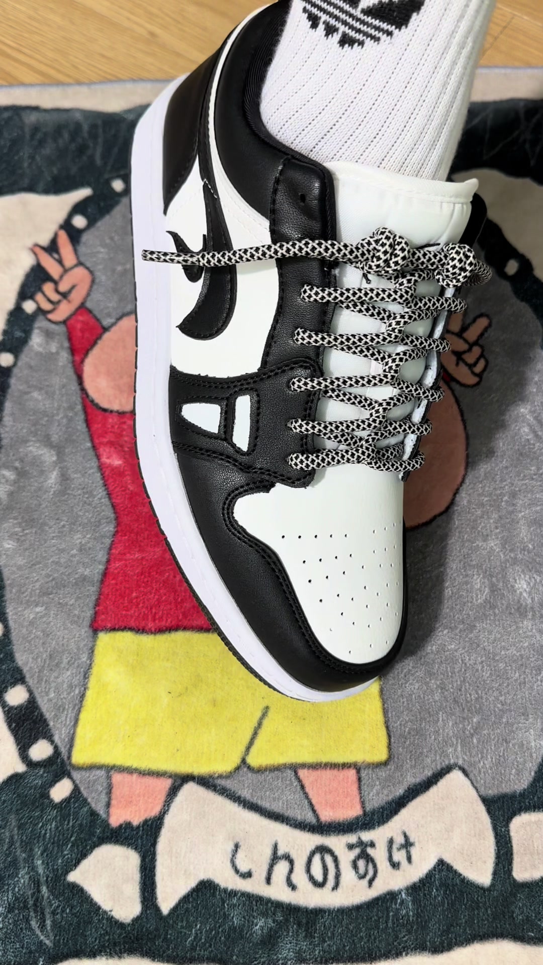 @Sneaker-dây giày