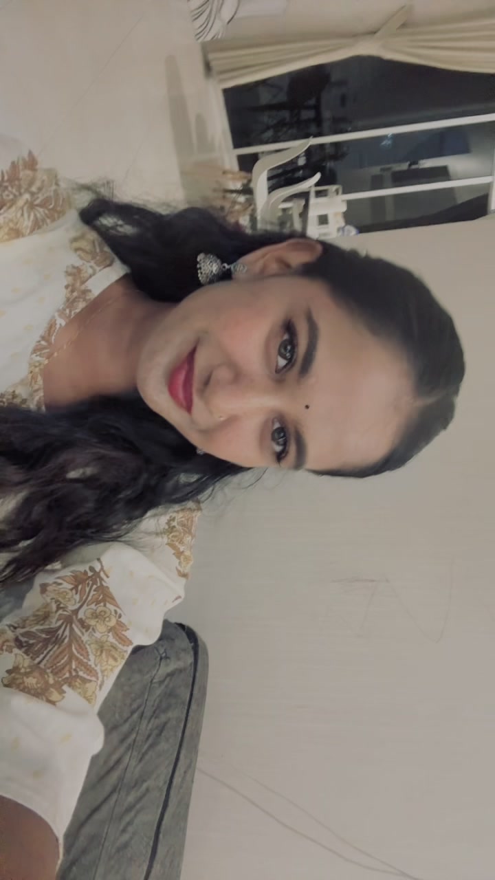 @reshvena_