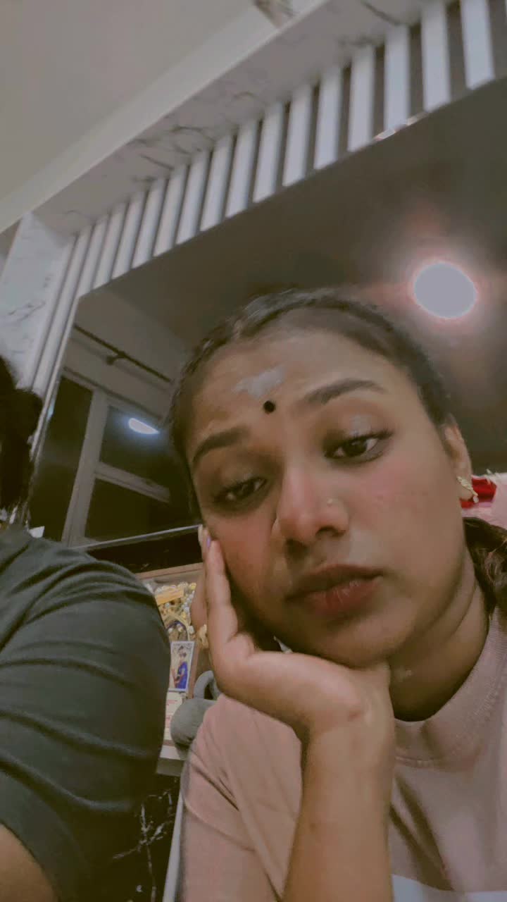 @பாரதி🖤🌻