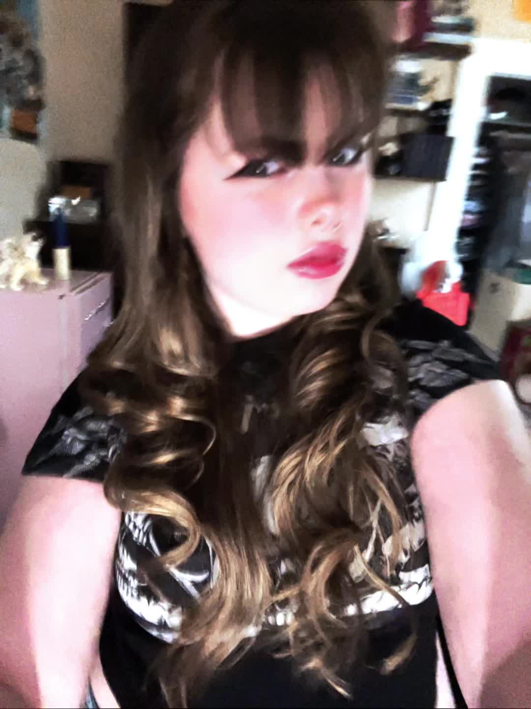 @𝓈𝒽𝒾𝓃𝑒・❥・