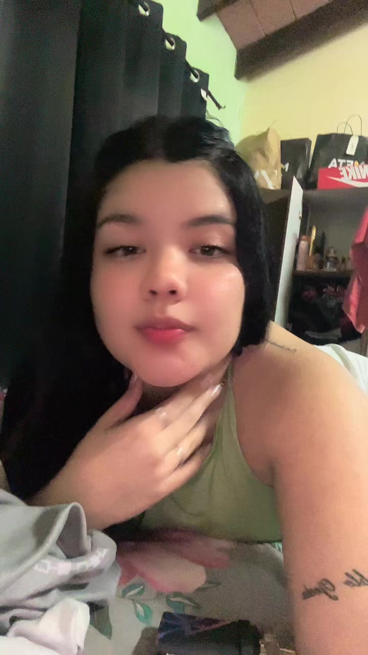 @👩🏻💕