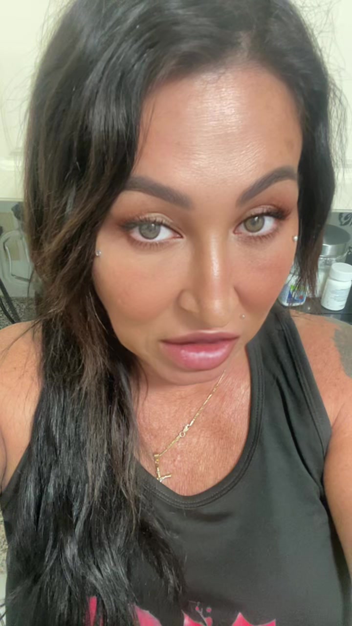 @Italiangirl🇮🇹native🇨🇦🇨🇦