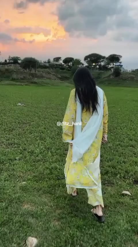 @Nyctophile🌚