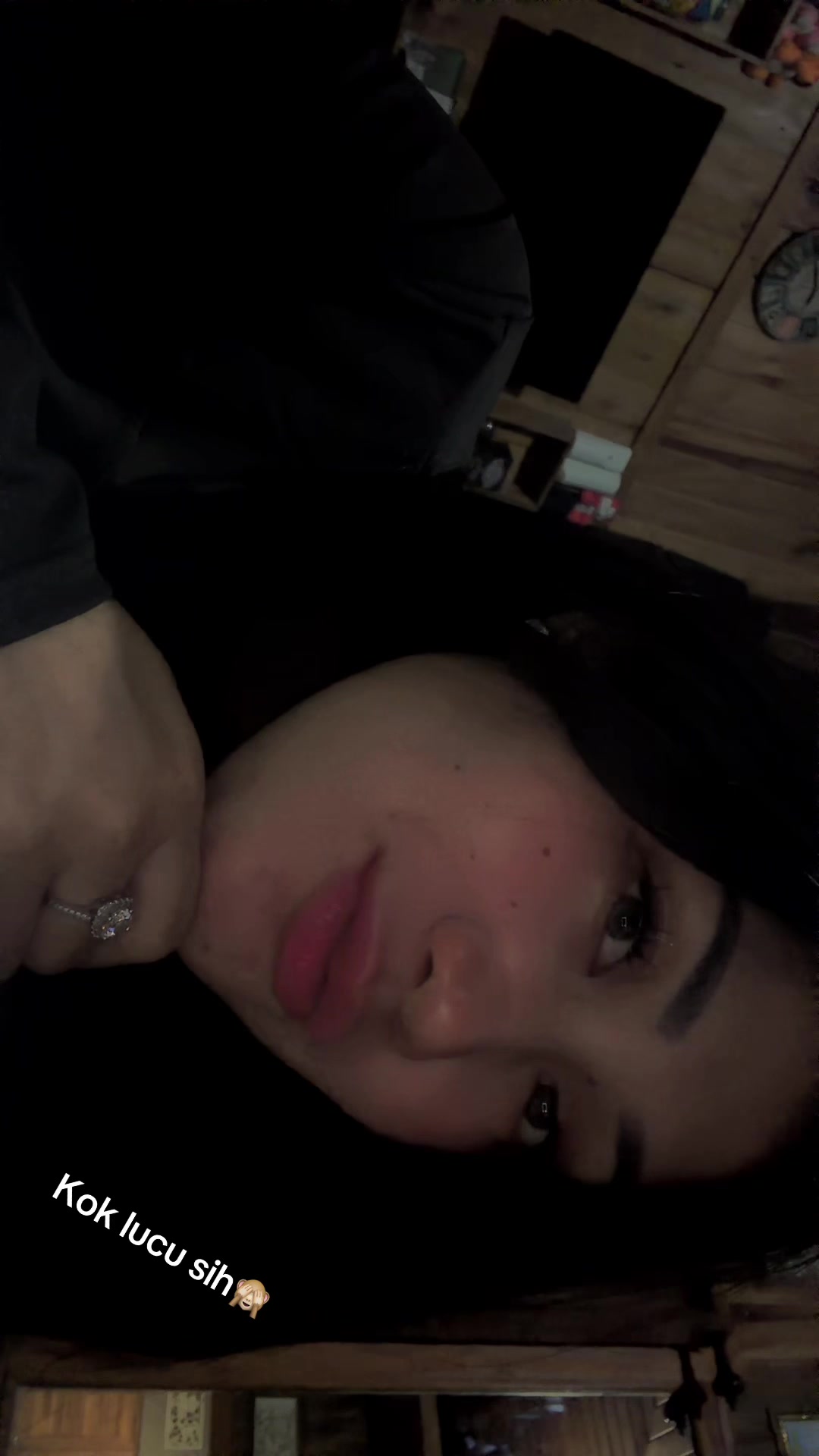@AyuNita