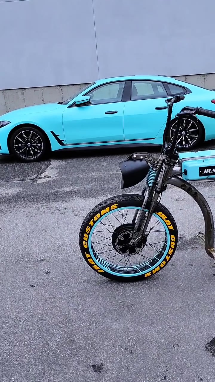 @Jrat Custom E-Bikes