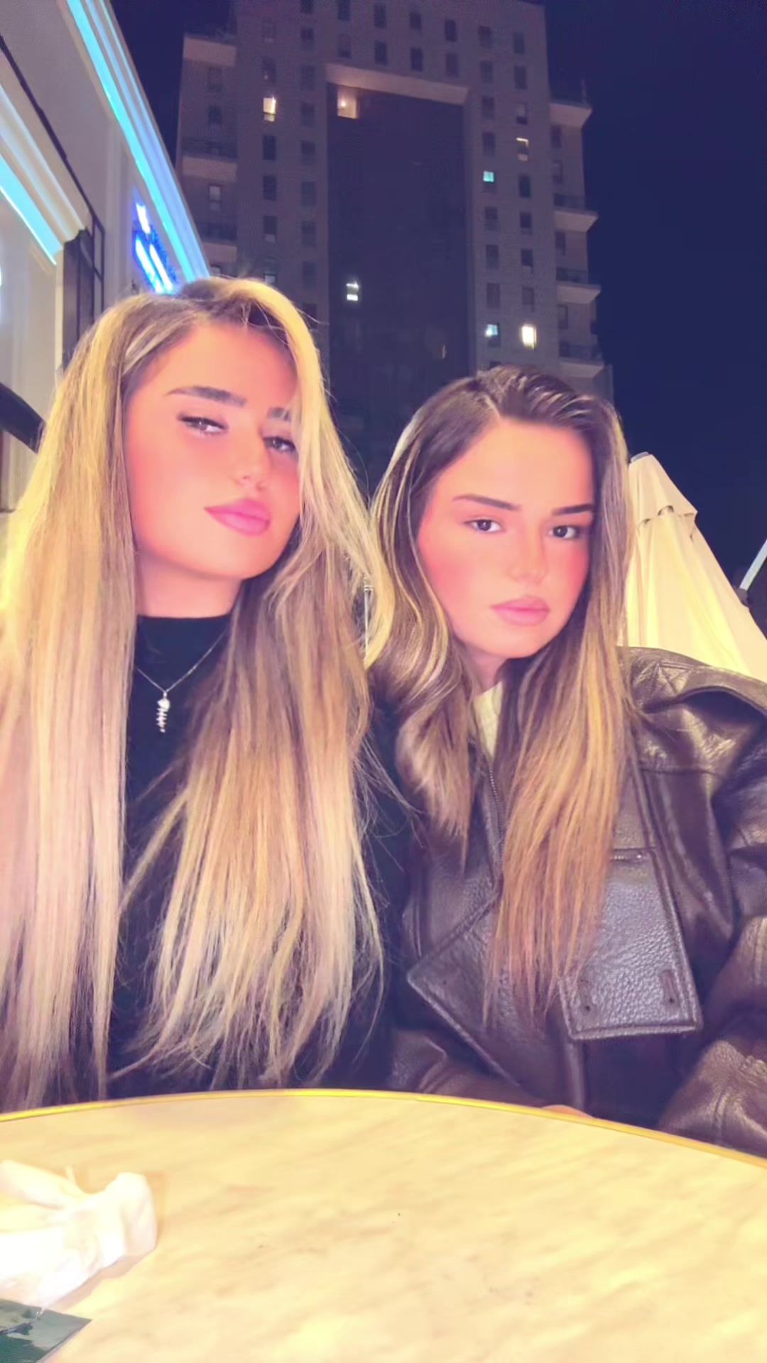 @chloecohen