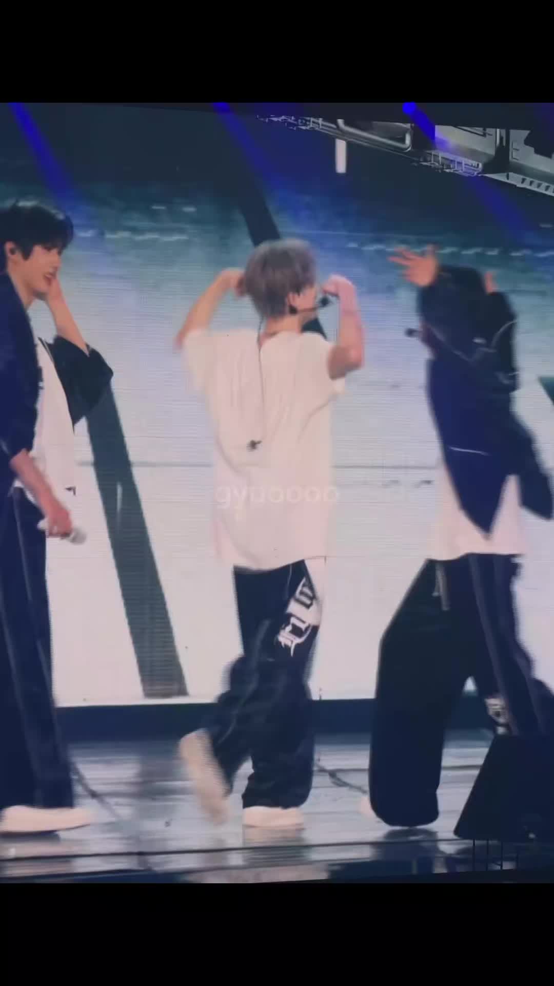 @_itsrendha23_๐ฆ