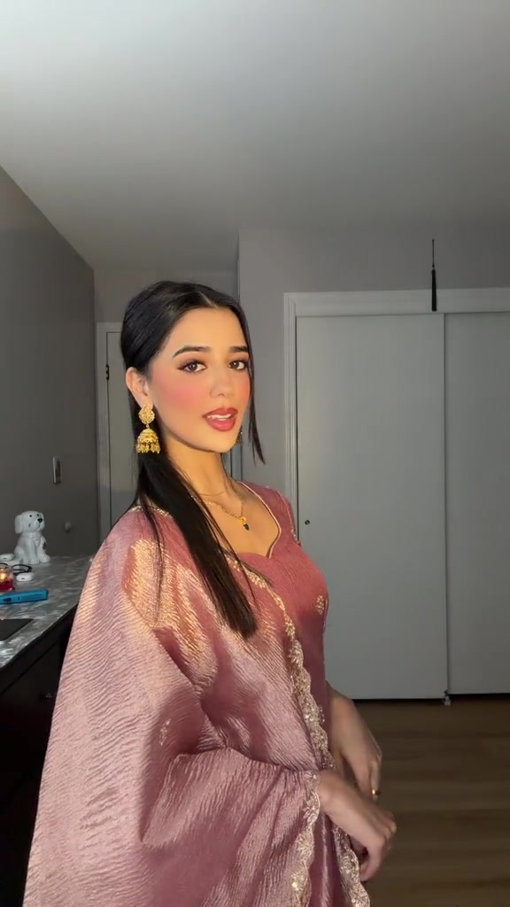 @leena