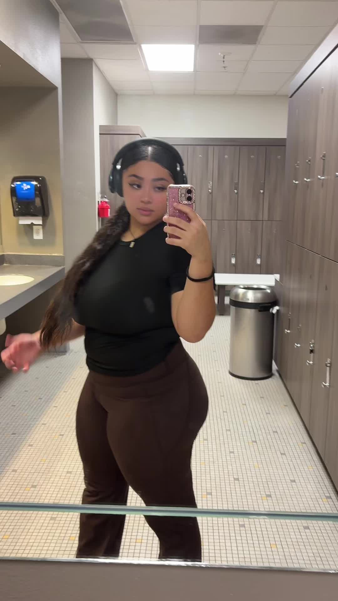 @B👸🏽
