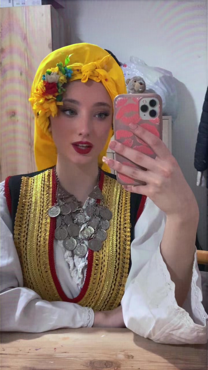 @анастасија