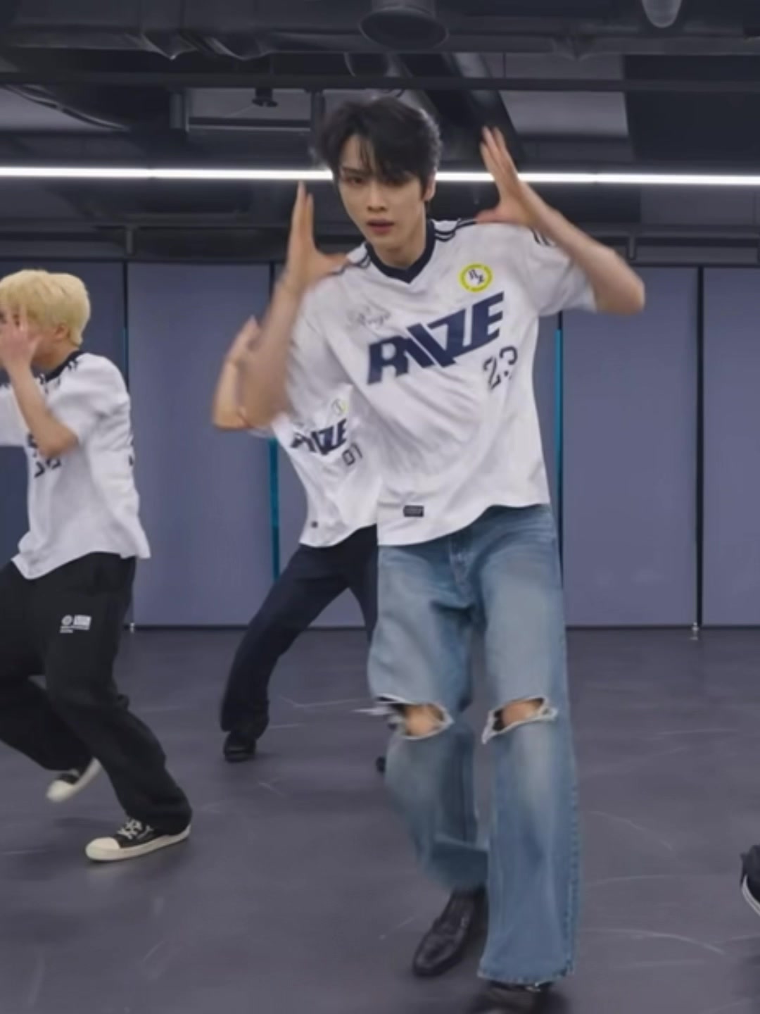 @๐ป๐ฒ๐ผ๐ฟ๐ถ๐ถ๐๐ฒ๐ฐ๐ถ๐๐