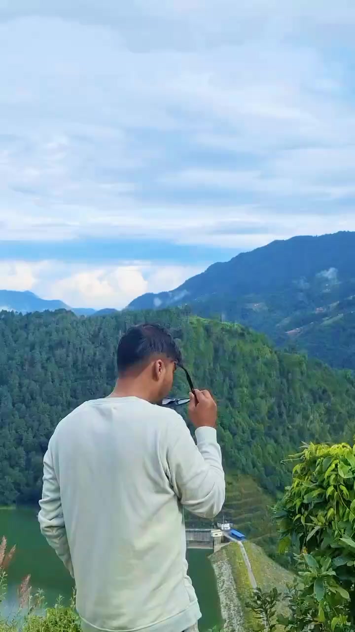 @Aajnabe_hu_mai🖤🖤