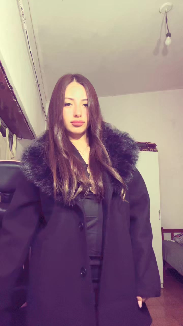 @ℋ𝑜𝓁𝒶 𝓈𝑜𝓎 𝓂𝒾𝓁𝒾⭐️