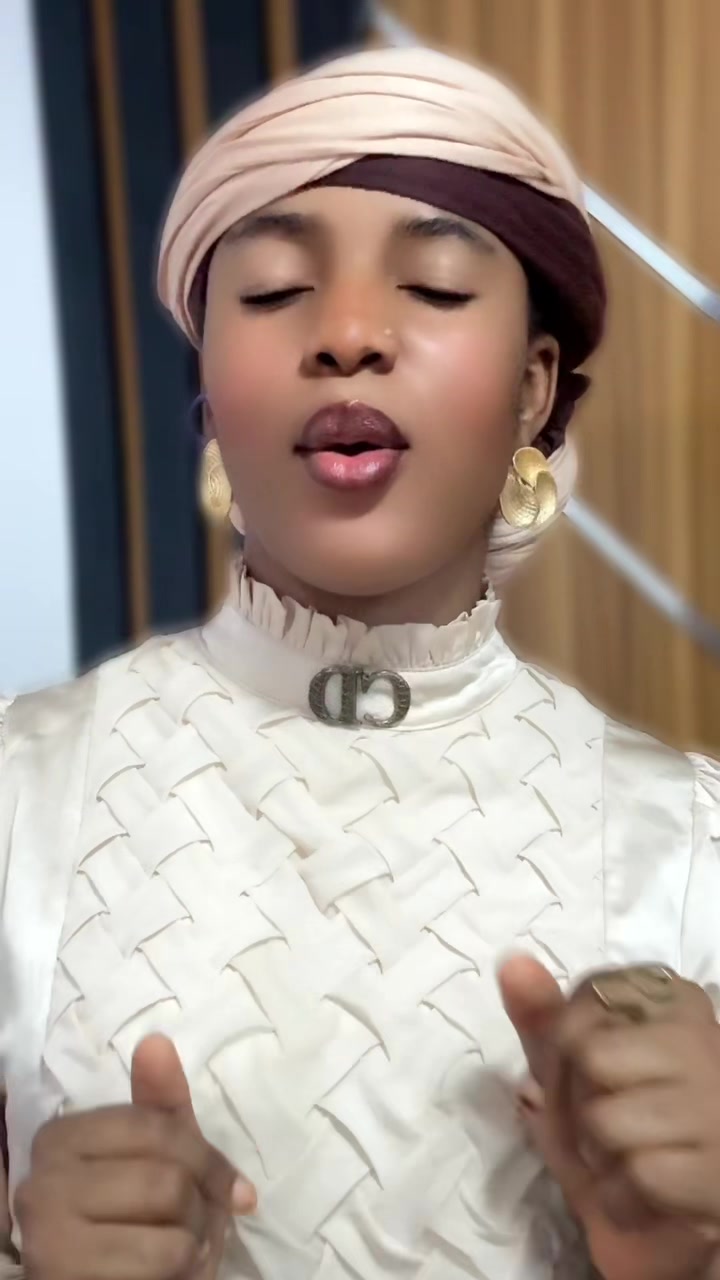 @Queen zainny👑🧕❤️