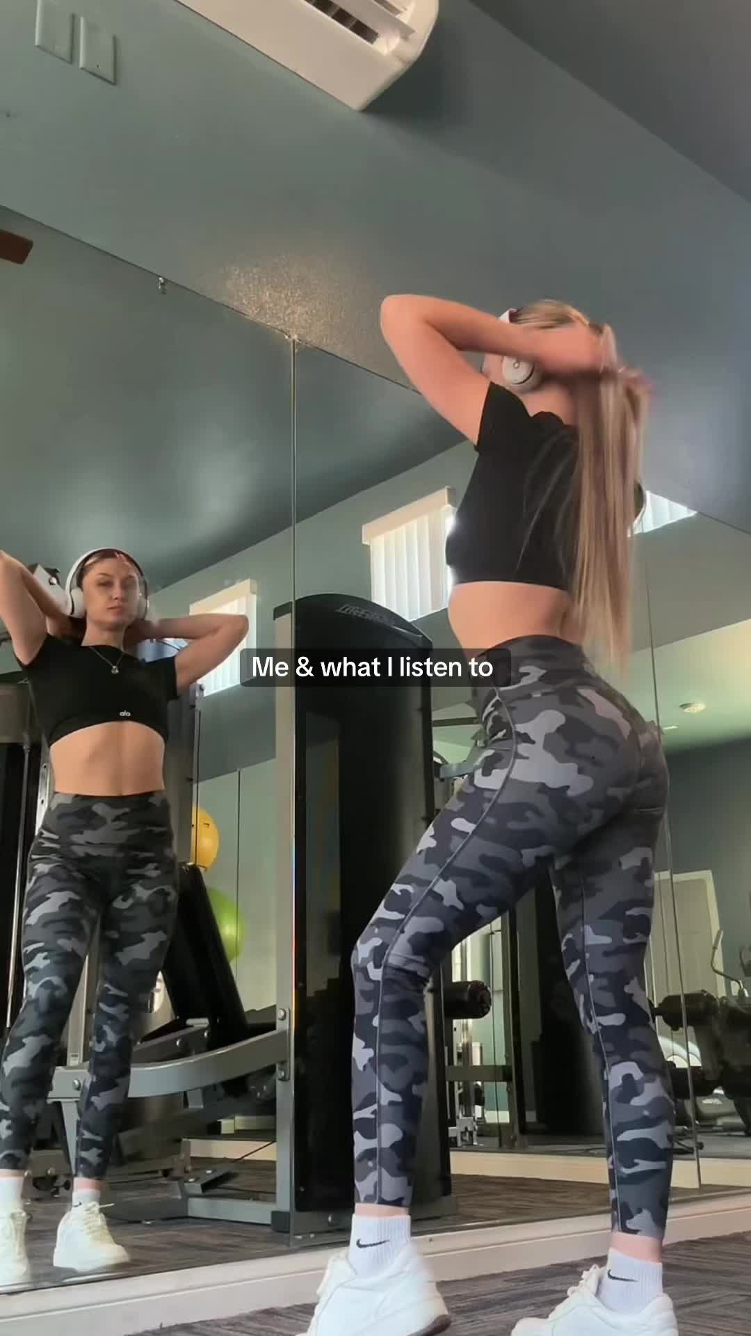 @whoisvulpiix