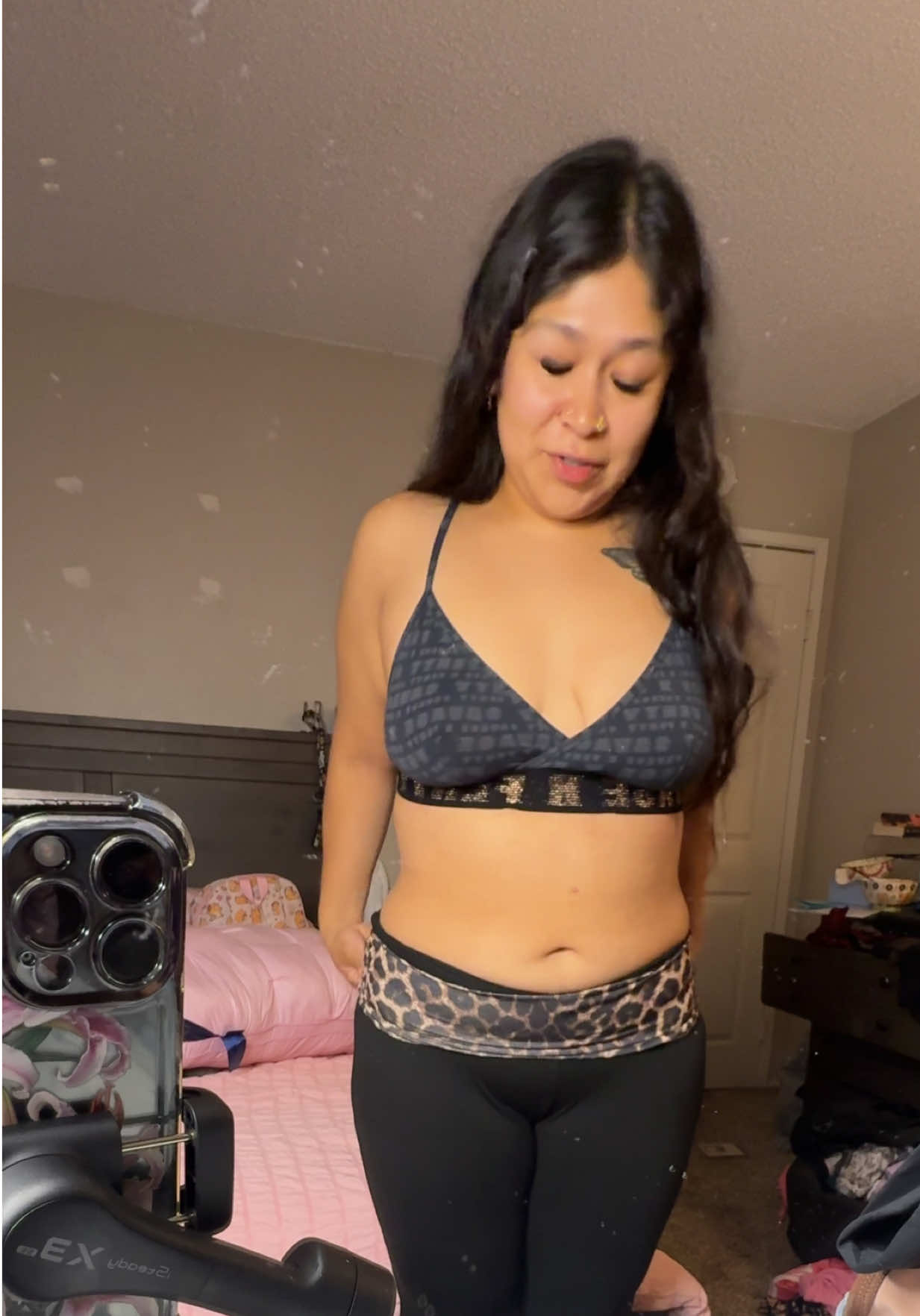 @liikeliz