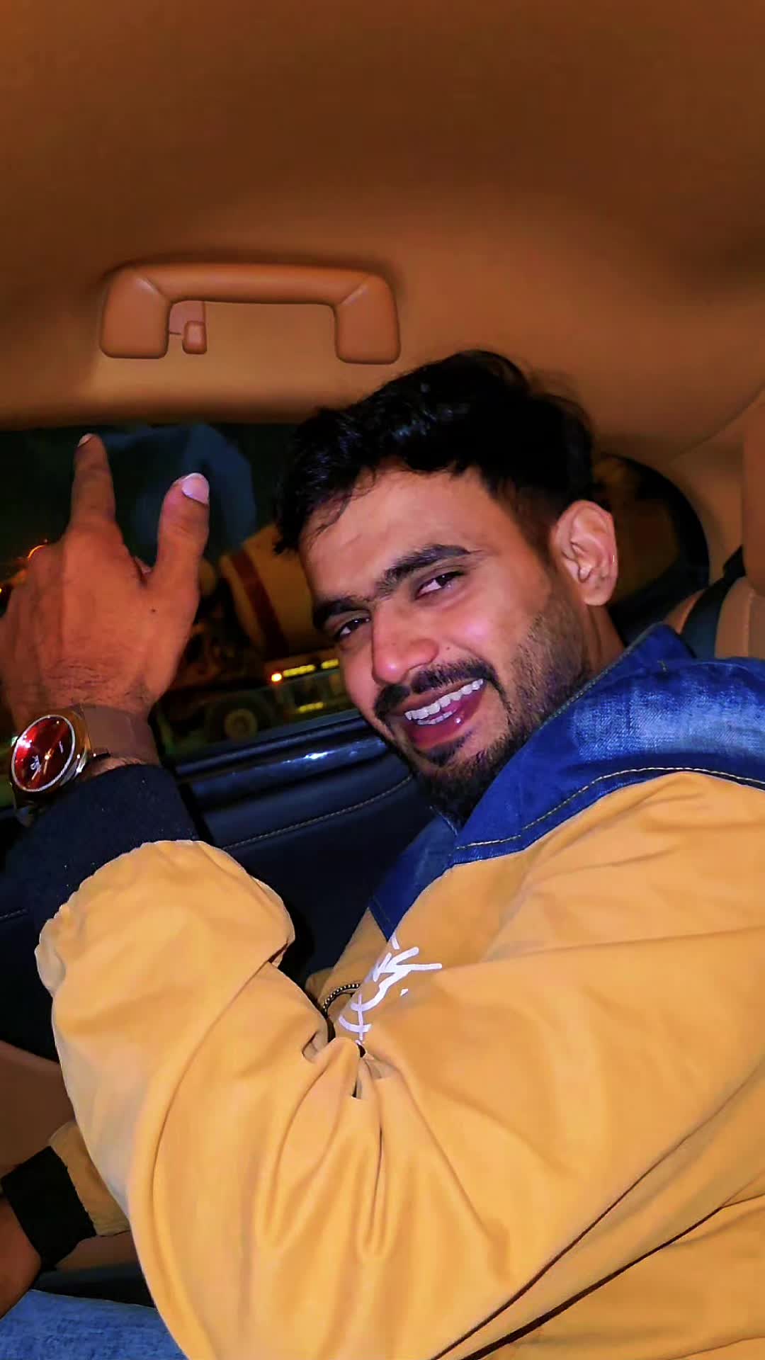 @SHAIK🇮🇳🇦🇪😎✌️