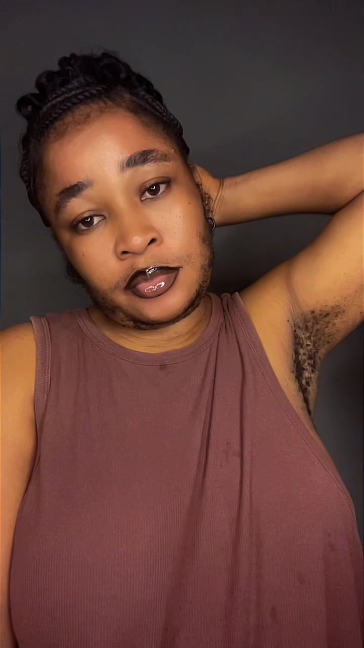 @Dat_hairygirl