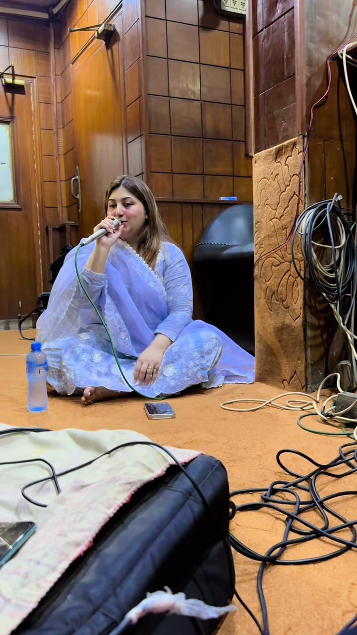 @Team singer Gulaab