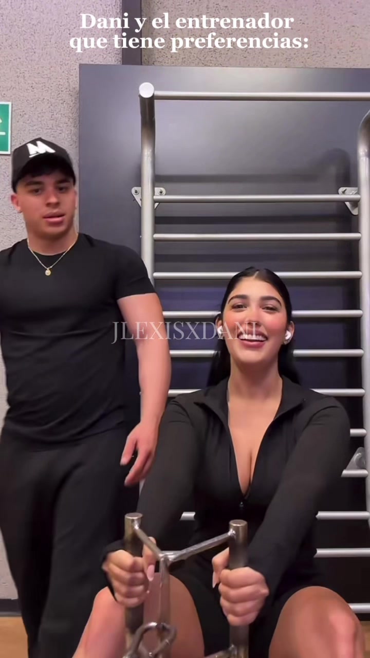 @JlexisXDani