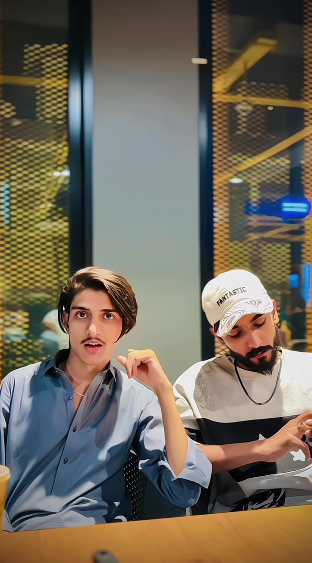 @🔝🔛شاہ ☠︎