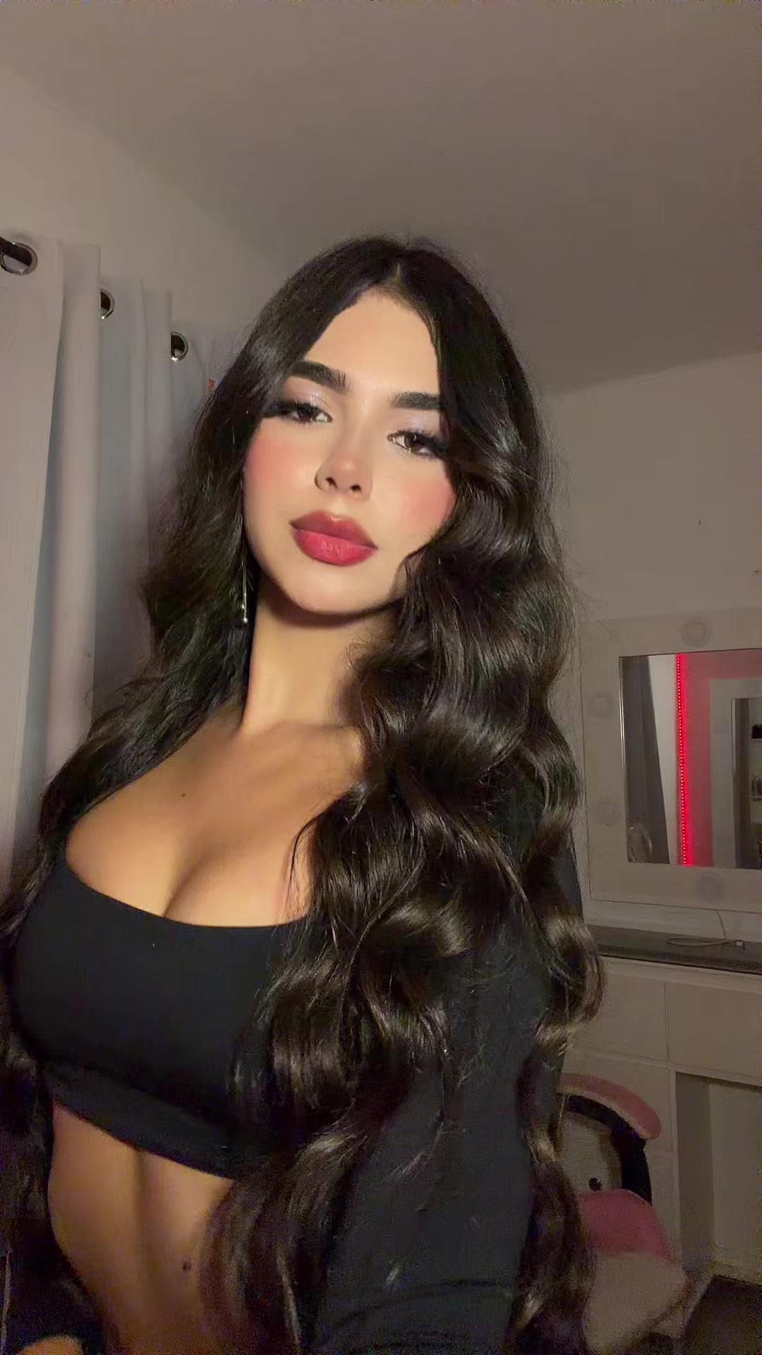@valenmejia_oficial