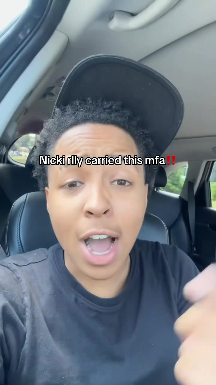 @FamoussJaii❤️🔥