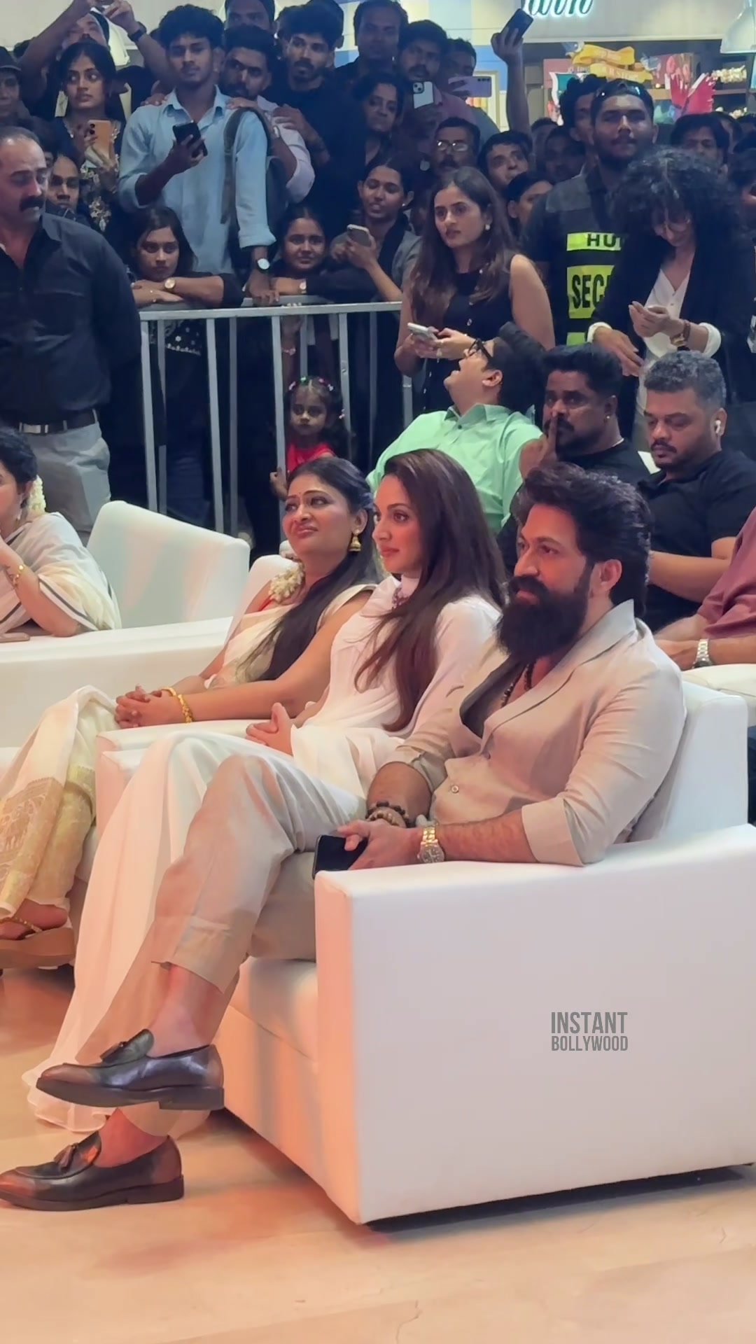 @Instant Bollywood