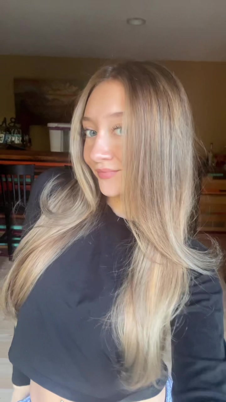 @Jolyn | MN hairstylist