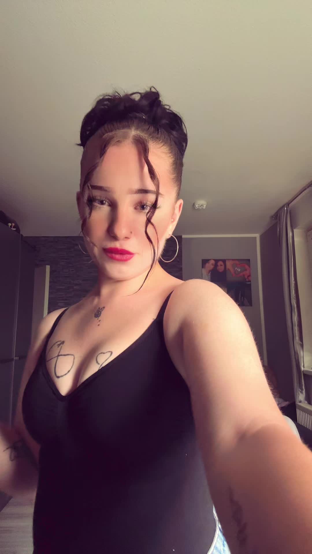 @jessikasikora2