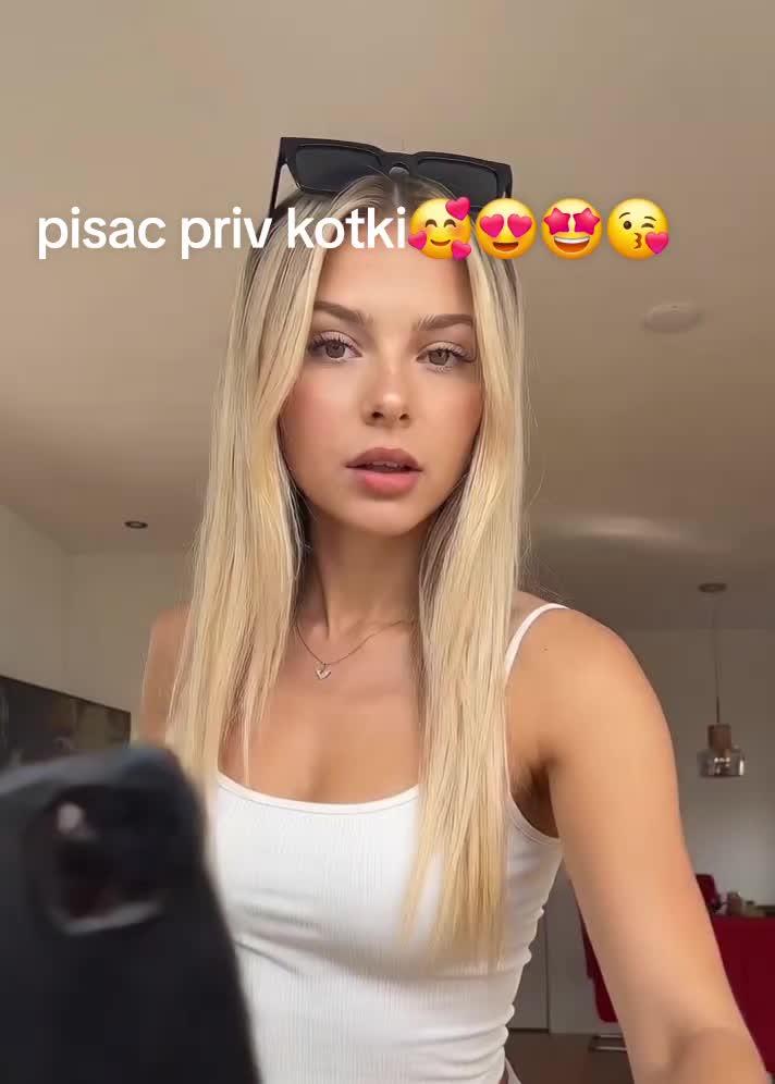 @naplona_nikolcia