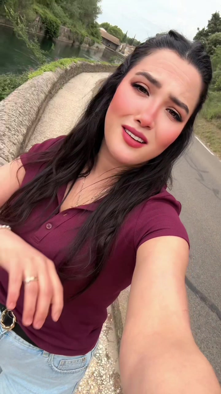 @Houda