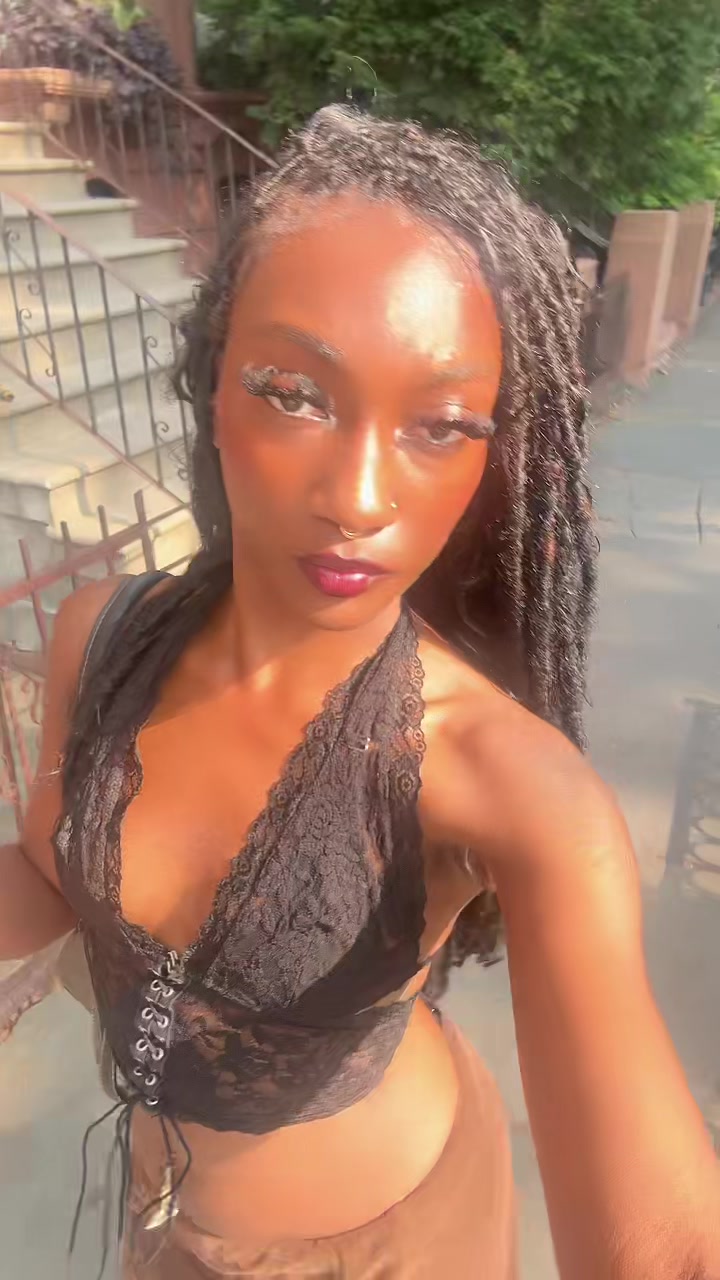 @lesfairyprincess🧚🏽♀️🌈