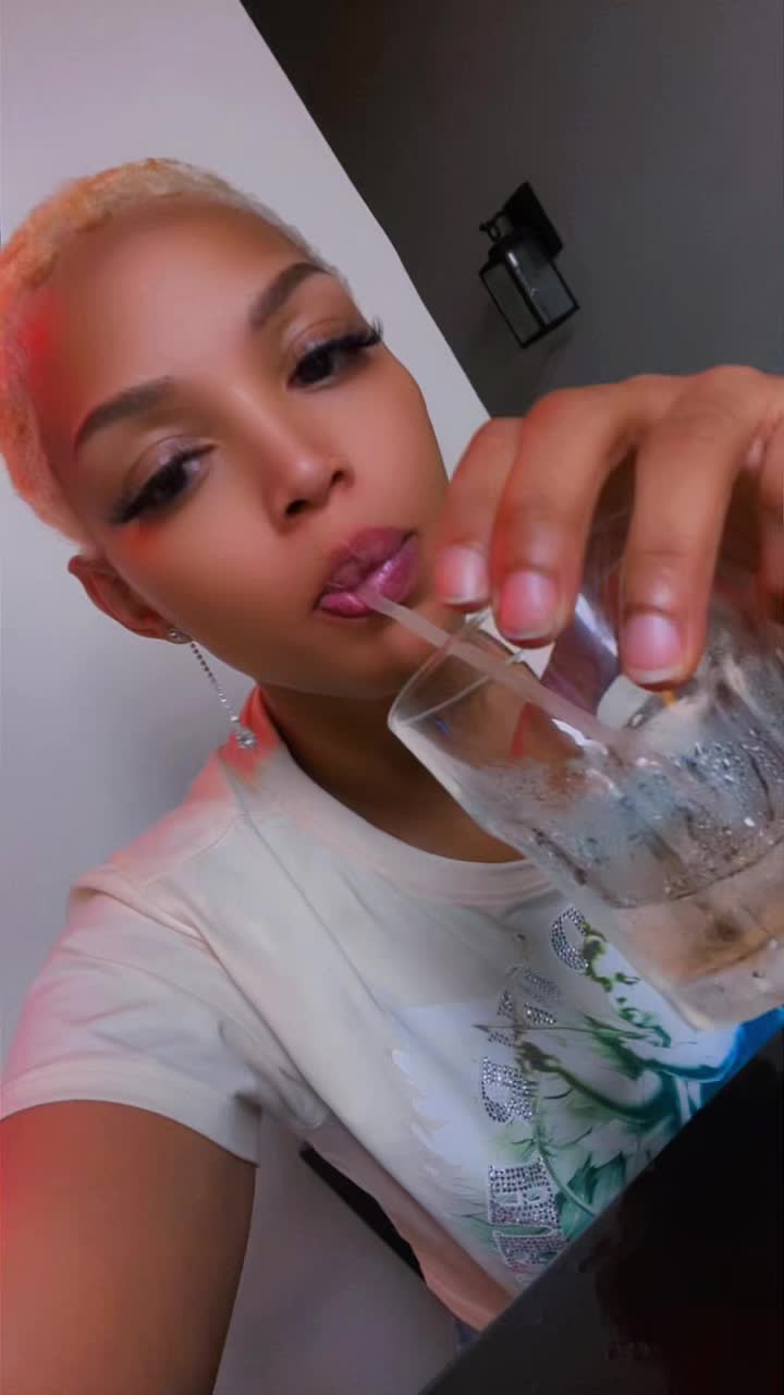 @Krystal🦁Kreme
