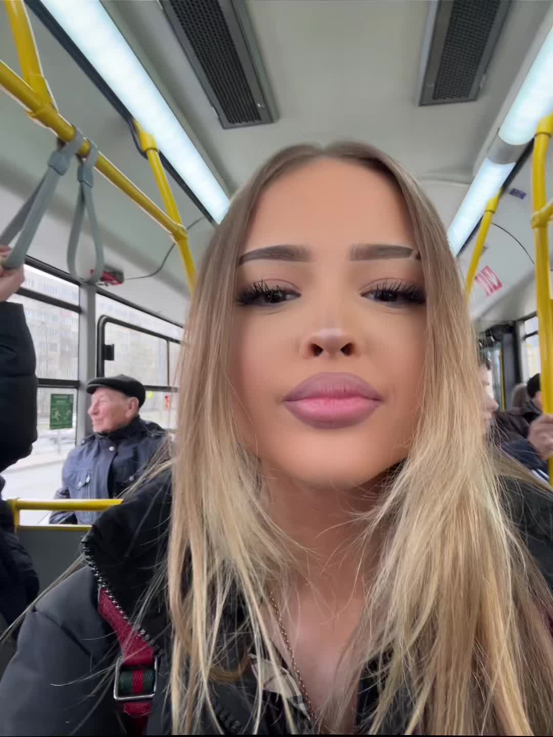 @$hainova