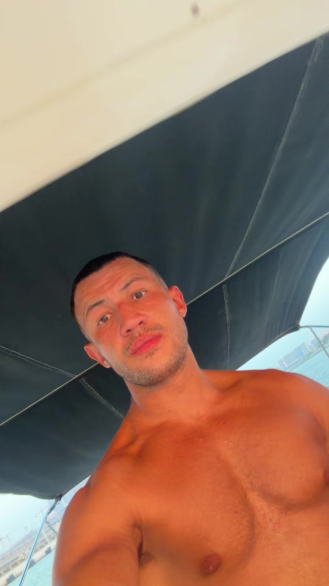 @Amirionairee