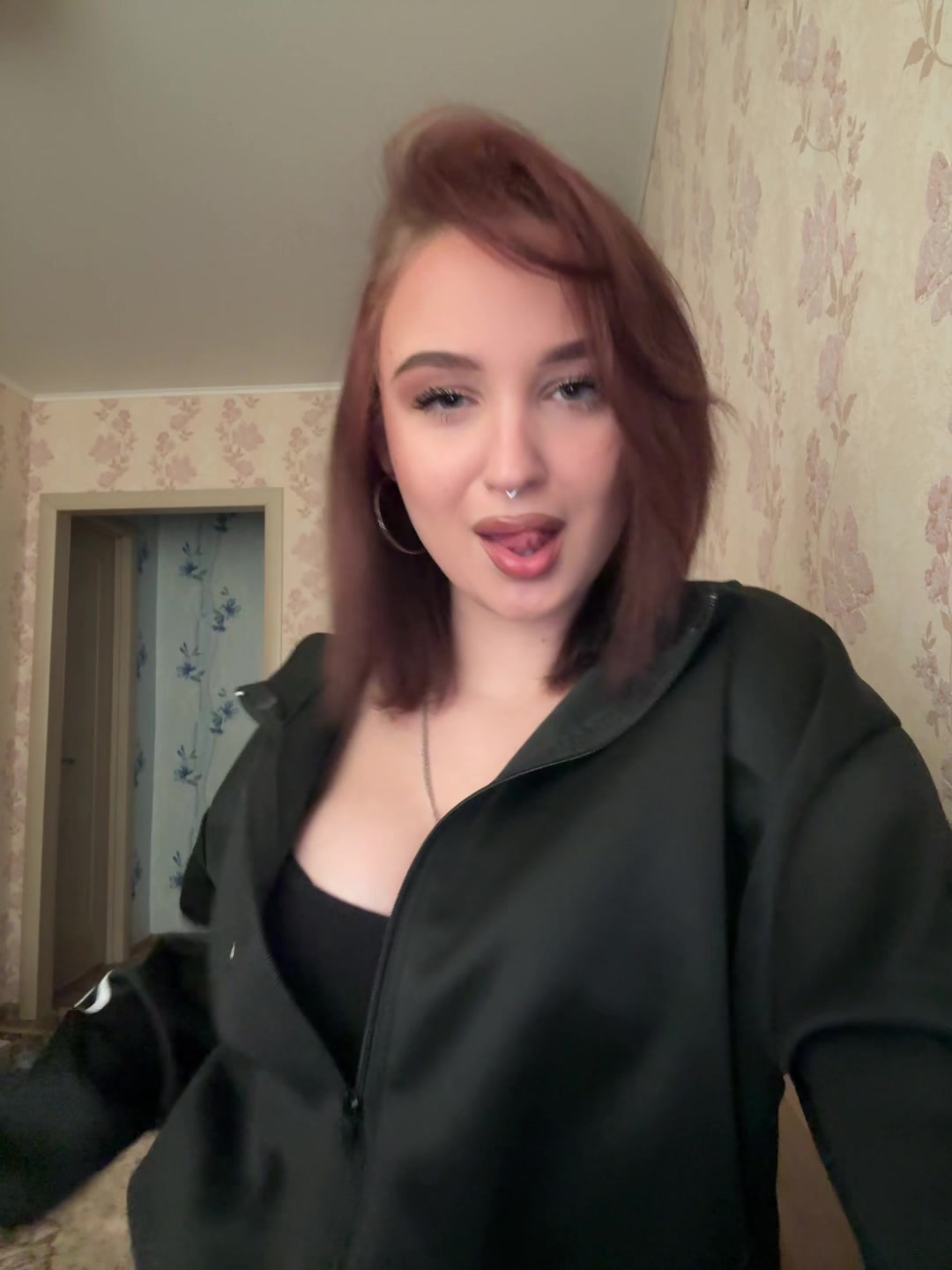 @1schvmr