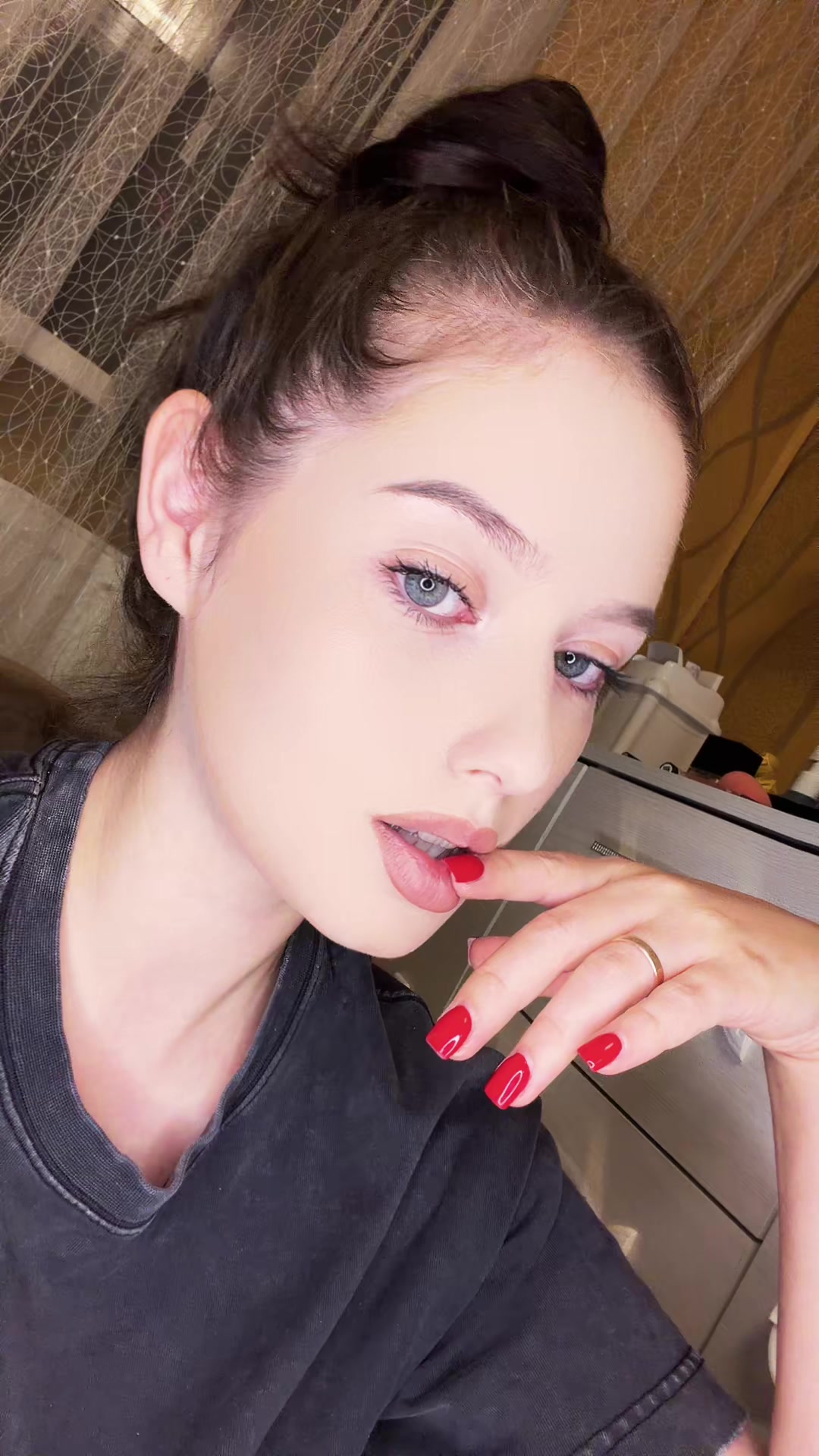 @Алсу