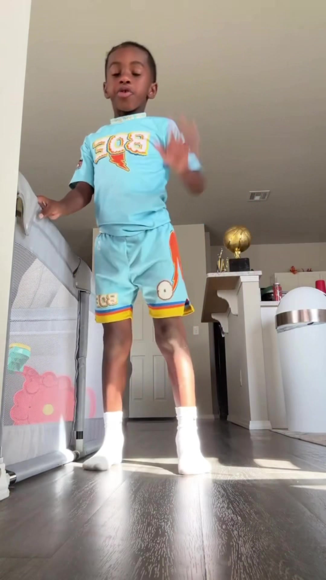 @1kdeee