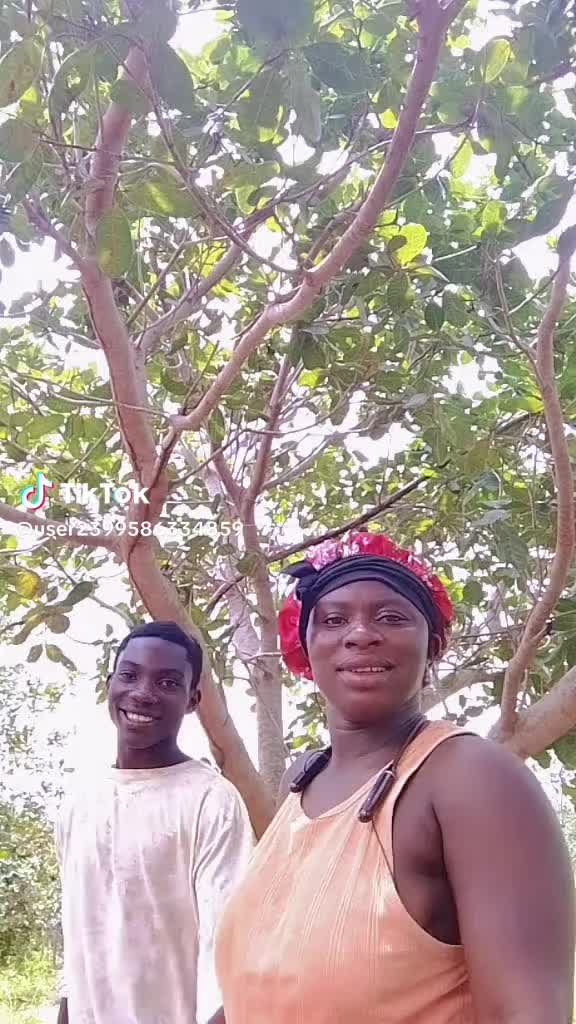 @Akuaa