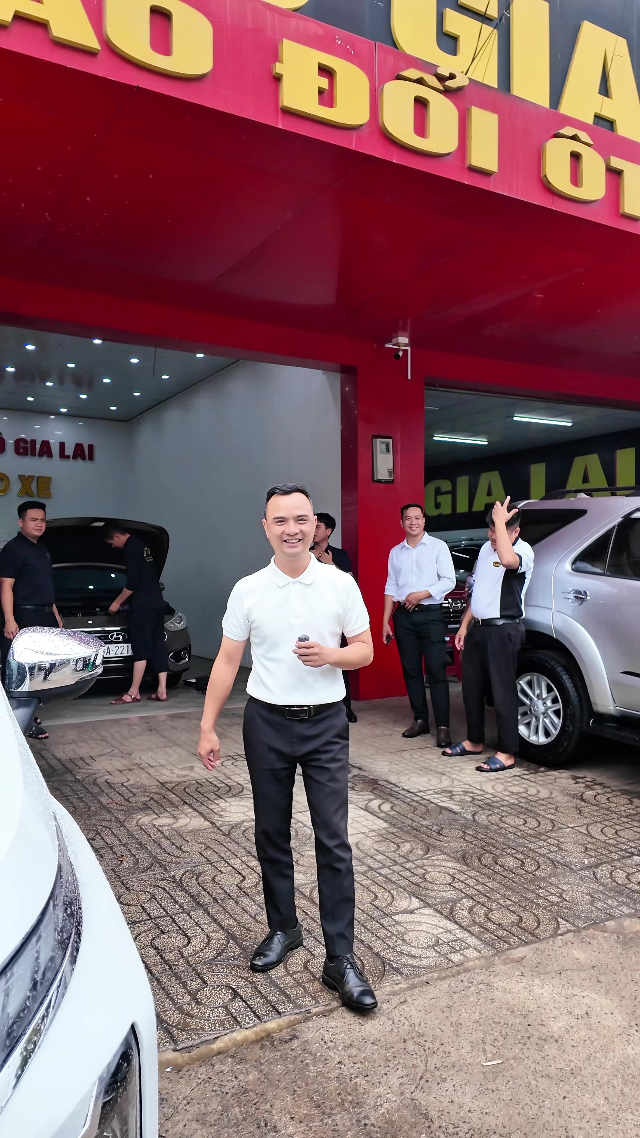 @CƯỜNG SI&Ecirc;U THỊ &Ocirc;T&Ocirc; GIALAI
