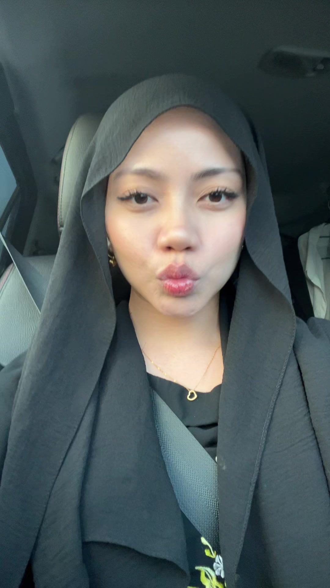 @Dayana