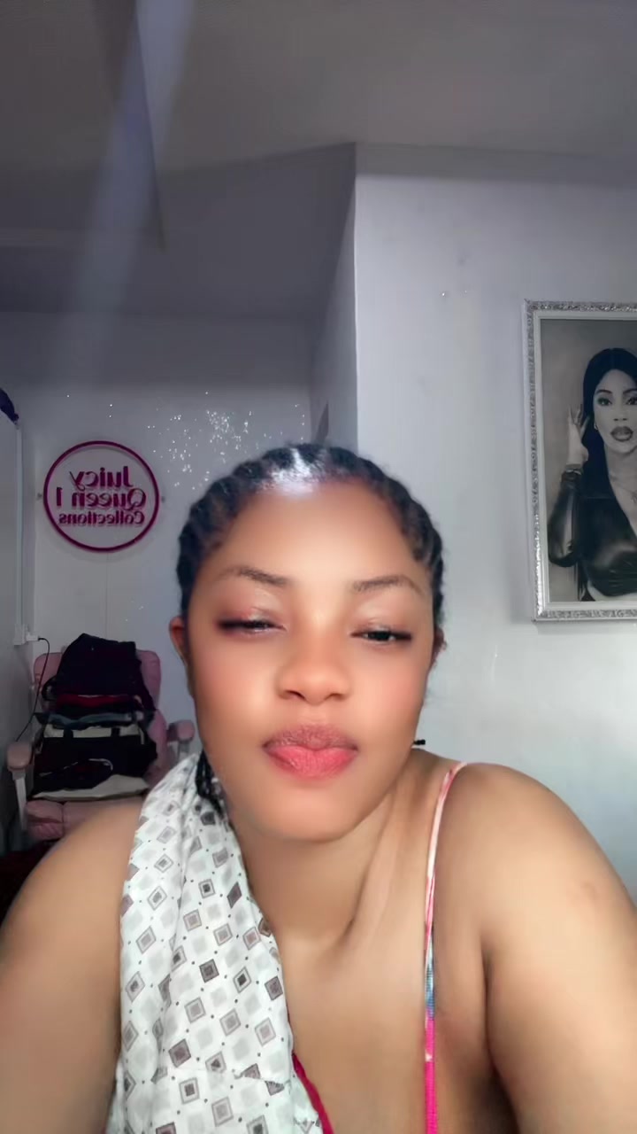 @Juicyqueen1b
