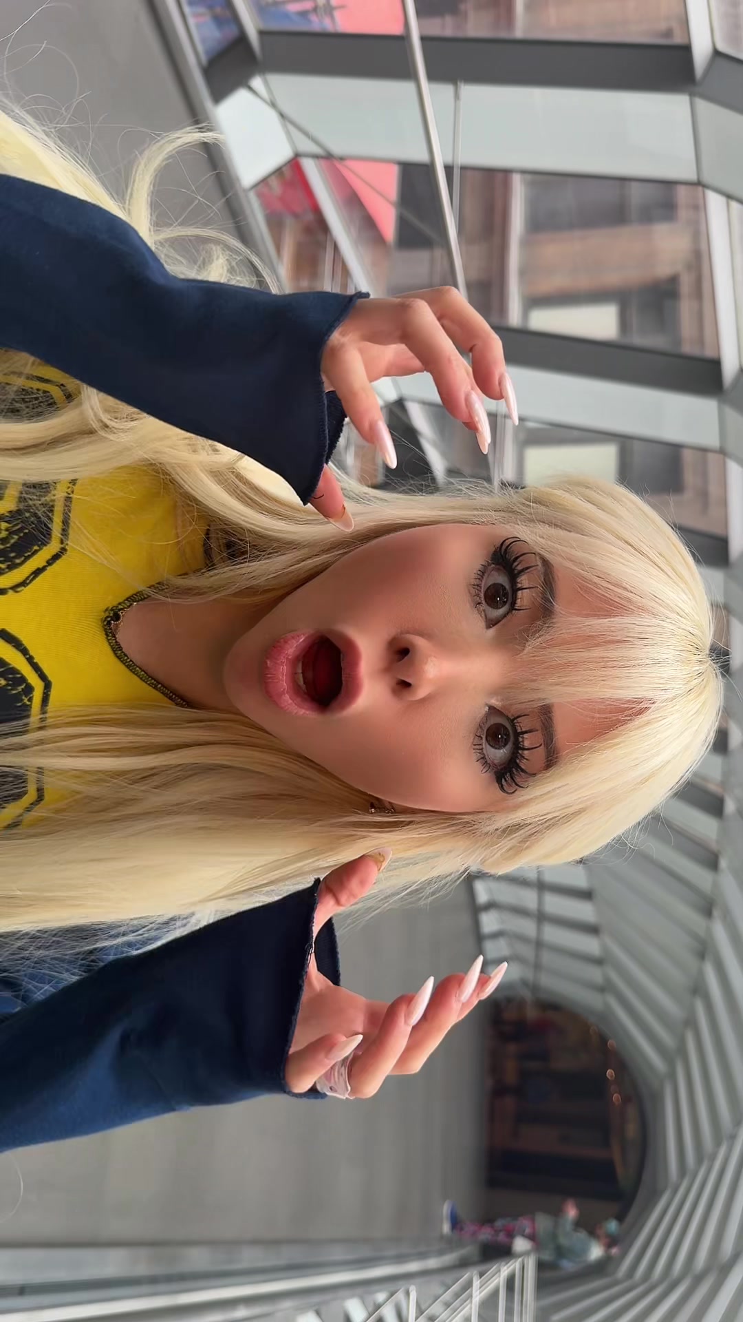 @mia