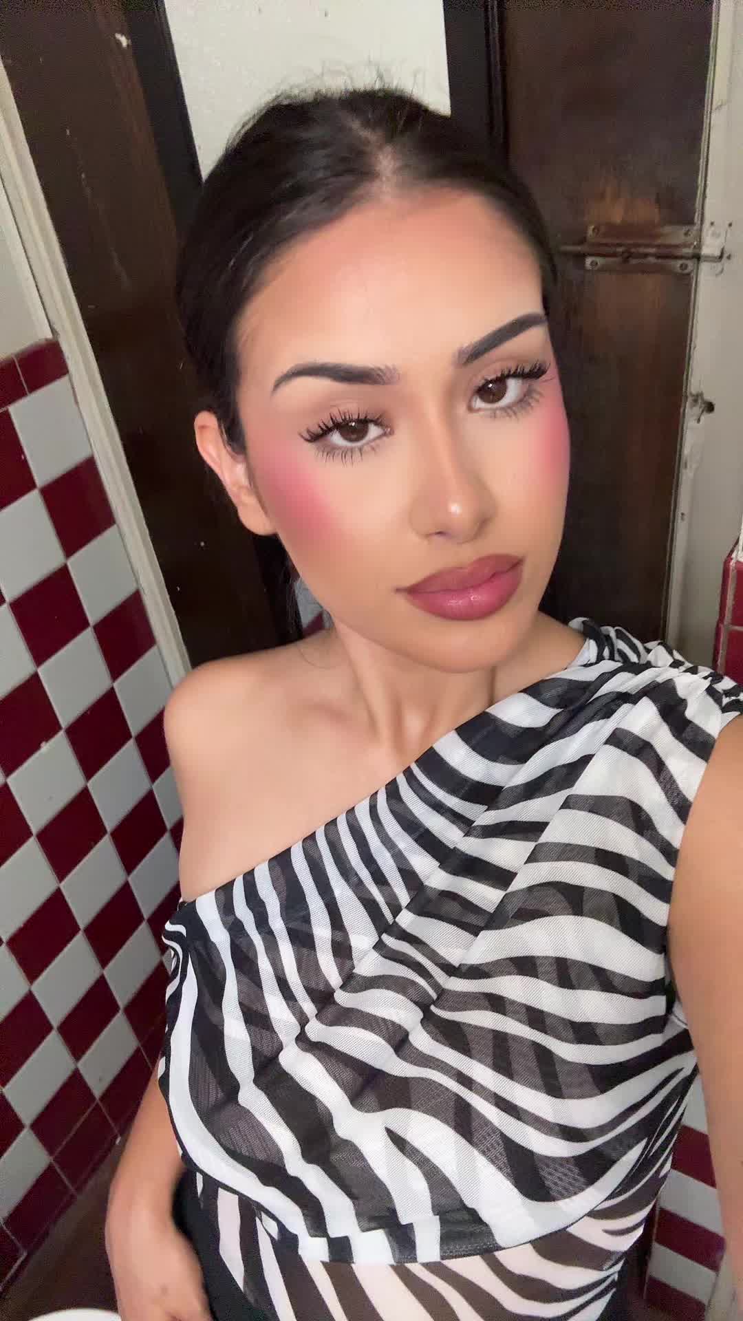 @jadedeec