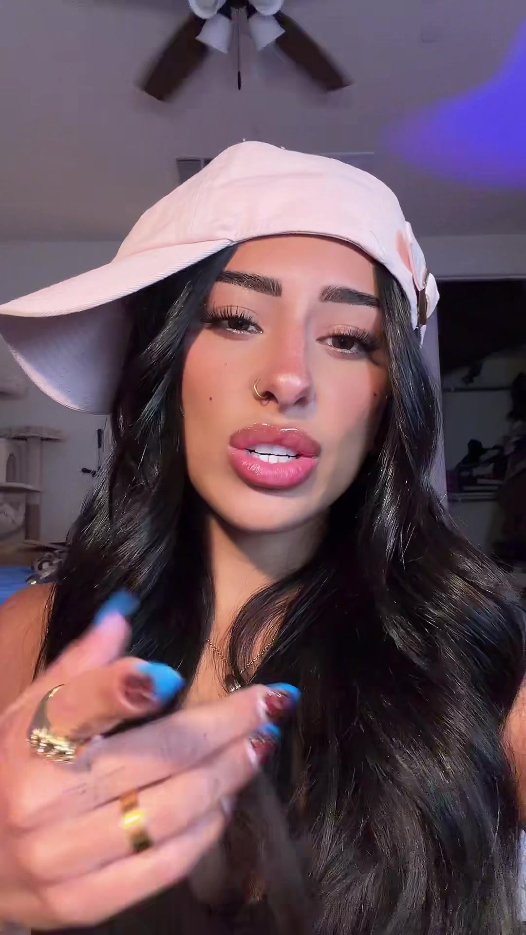 @avabaeva