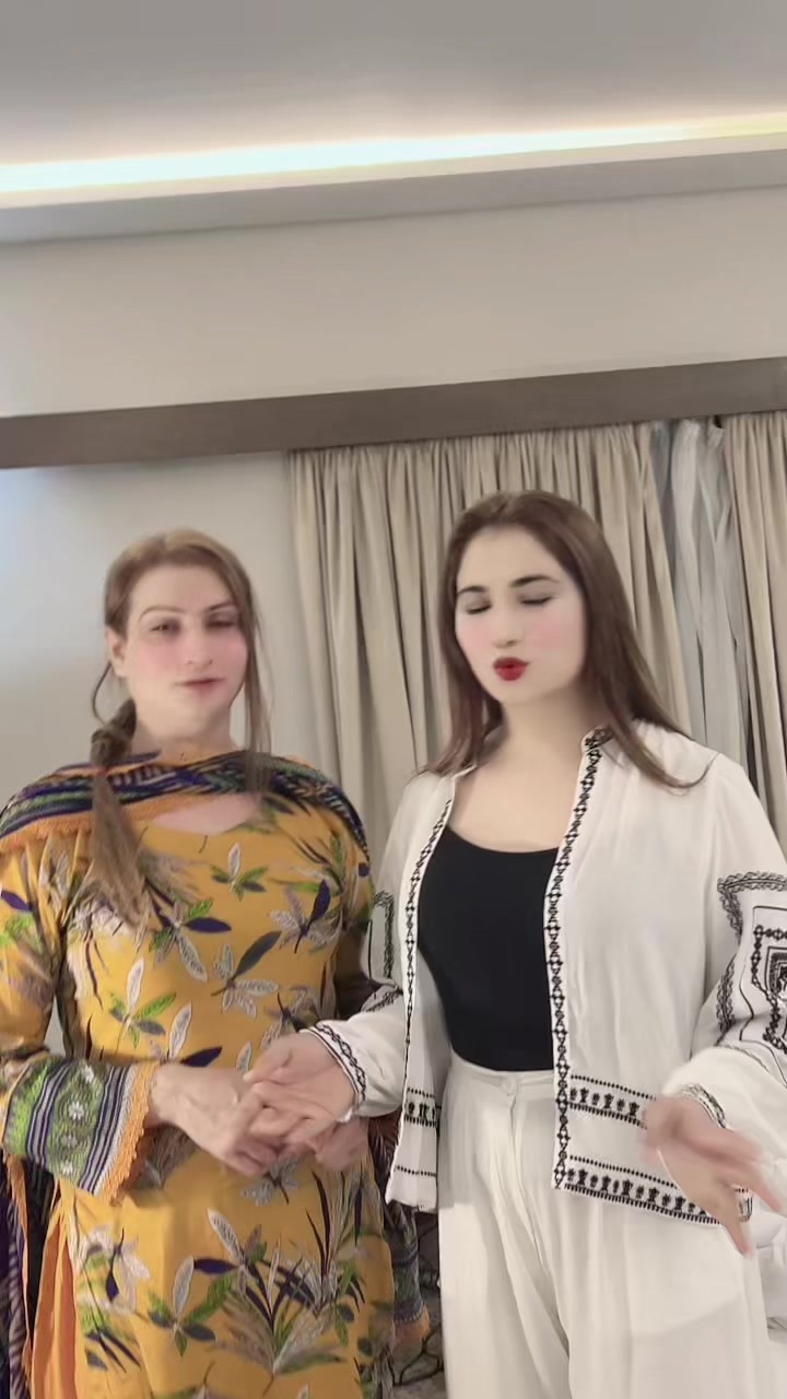 @Mannat Khanzadi official