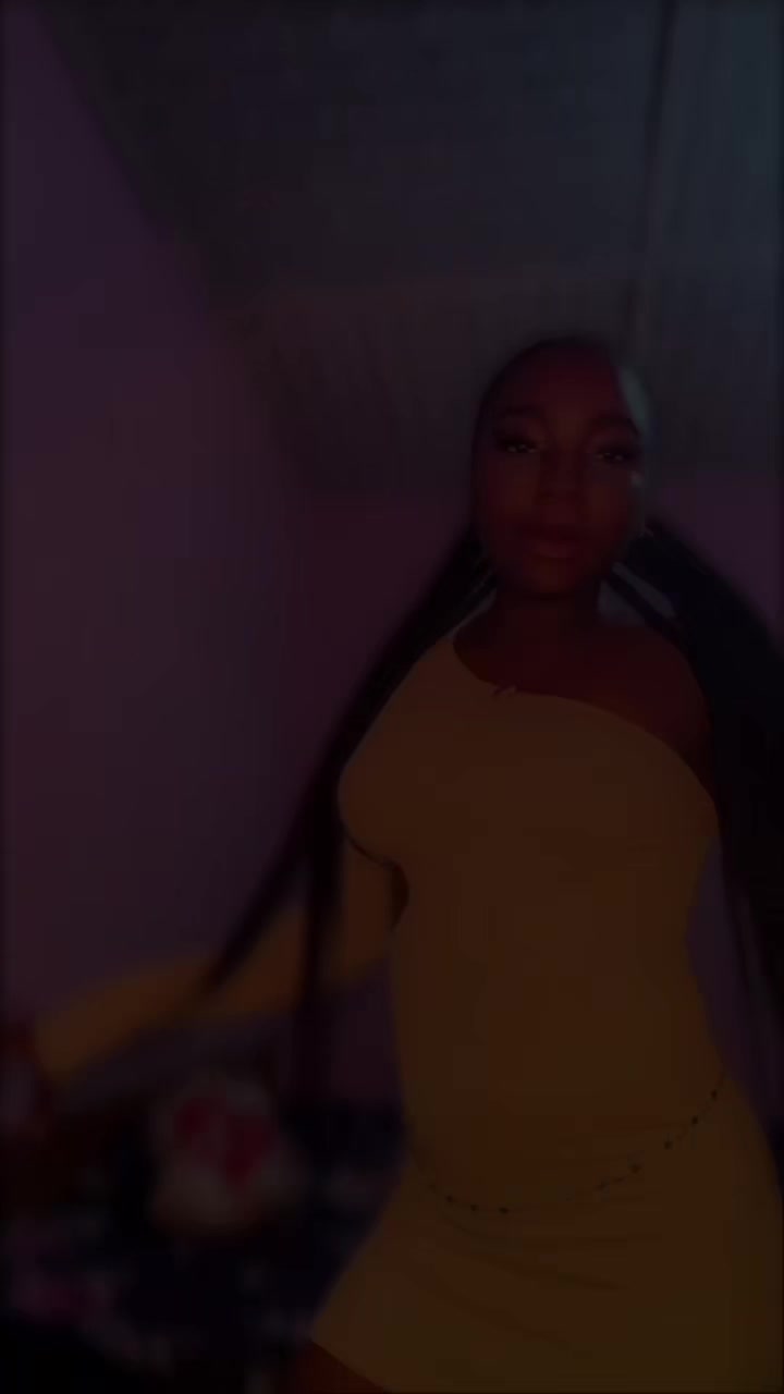 @𝐃𝐞𝐛𝐬🌸✨🍁