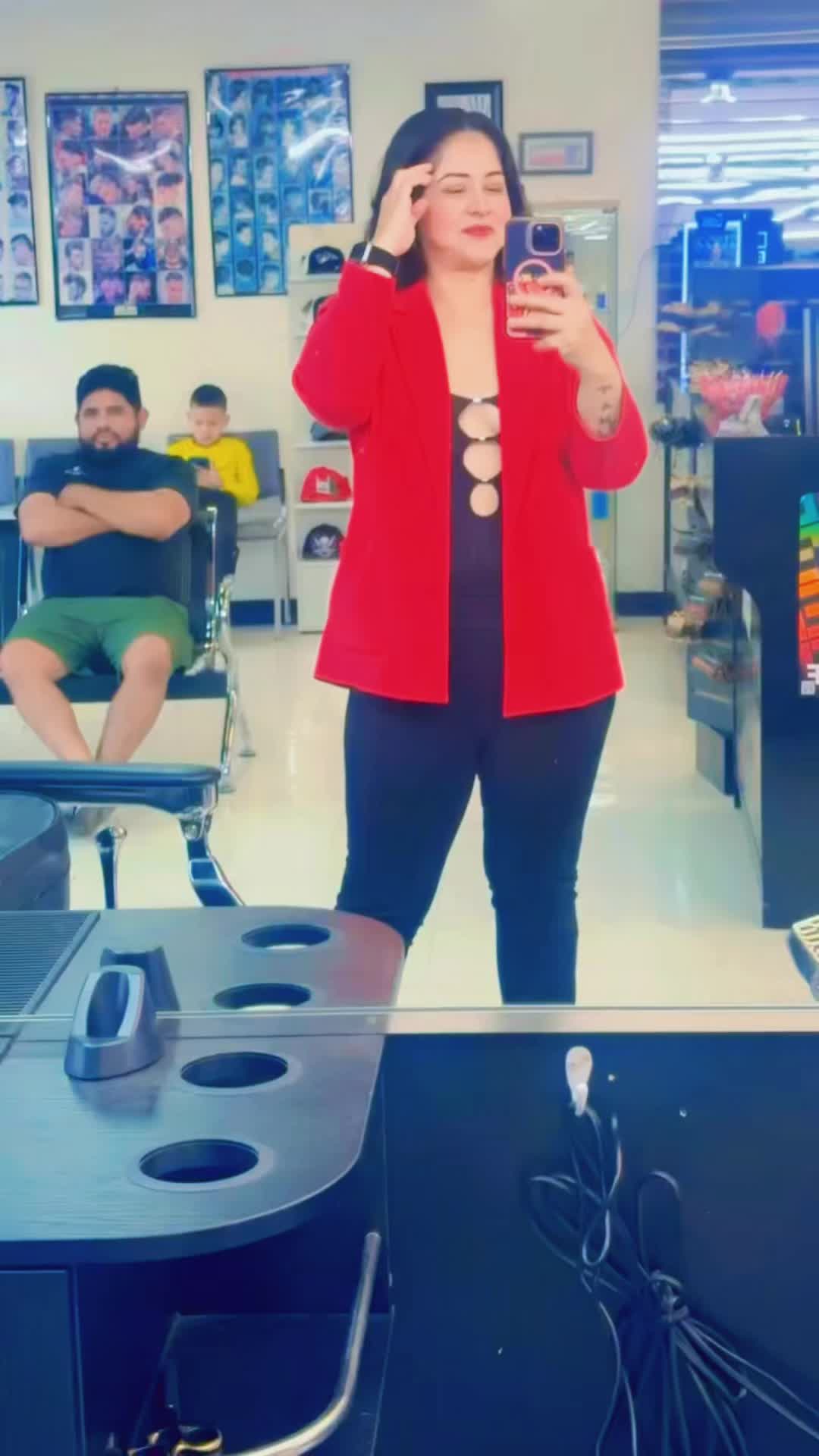 @Saracatracha504